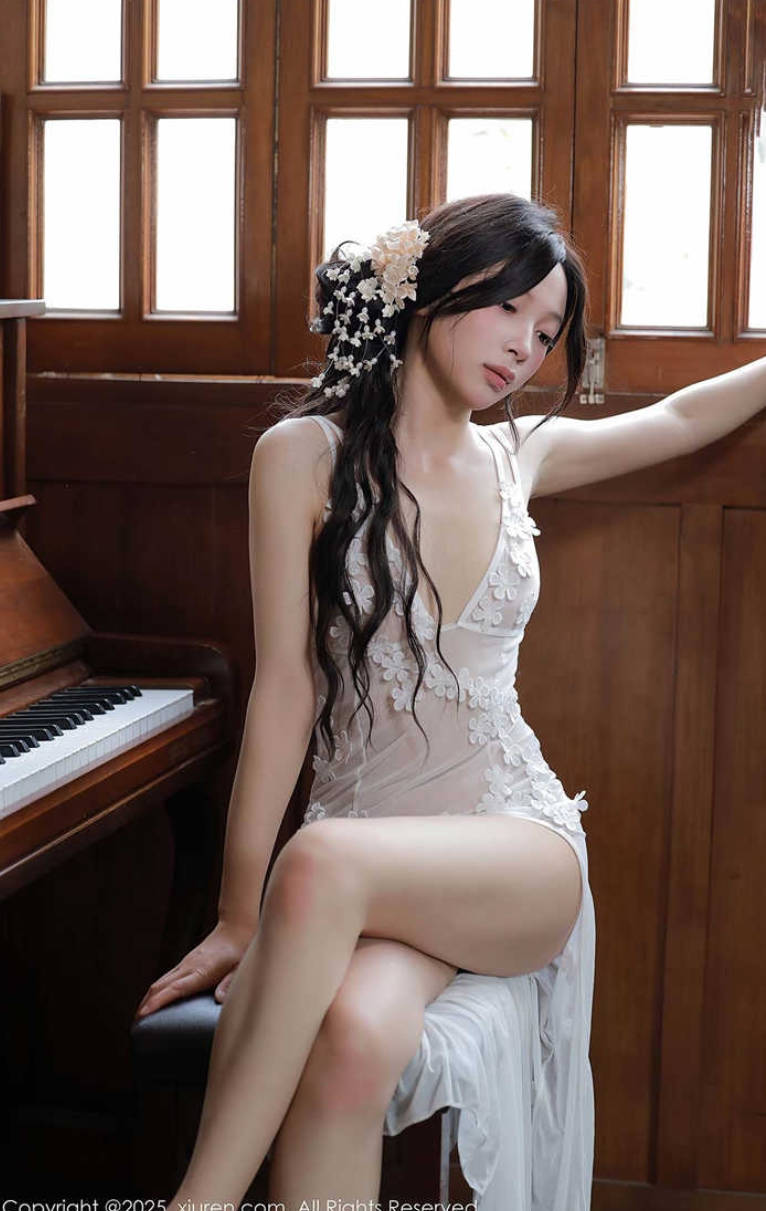 【橙子酱Lillian】蕾丝美女高清写真图片资源下载